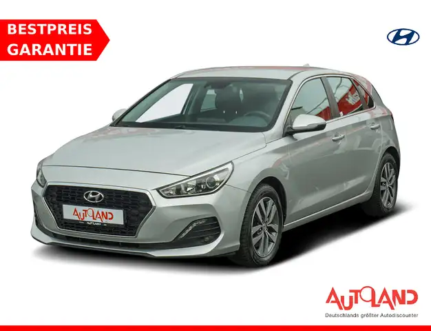 Hyundai i30 1.4 T-GDI Navi Kamera Sitzheizung PDC DAB