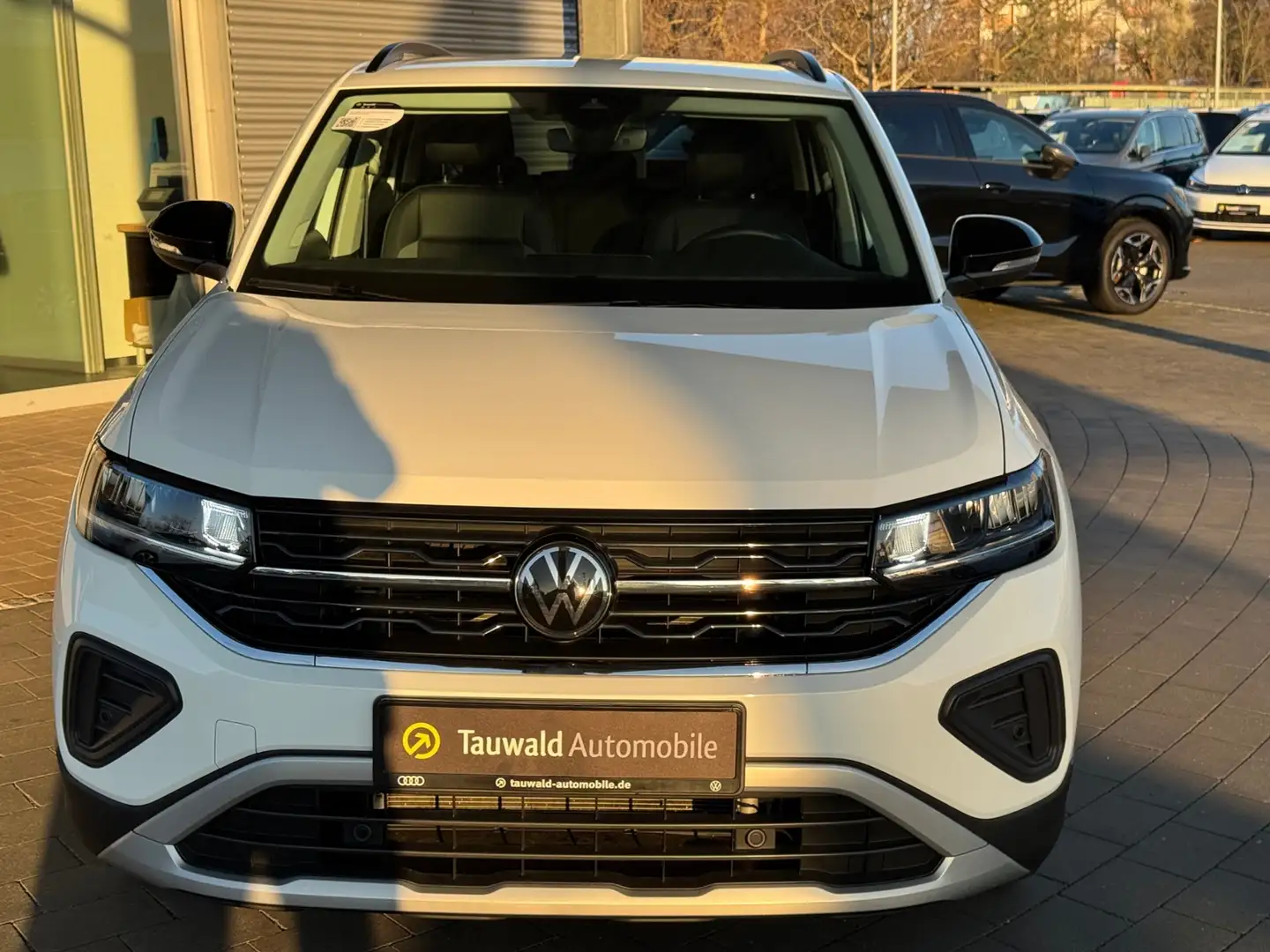 Volkswagen T-Cross 1.0 TSI Life APP/ACC/NAVI/ALLSEASON Weiß - 2