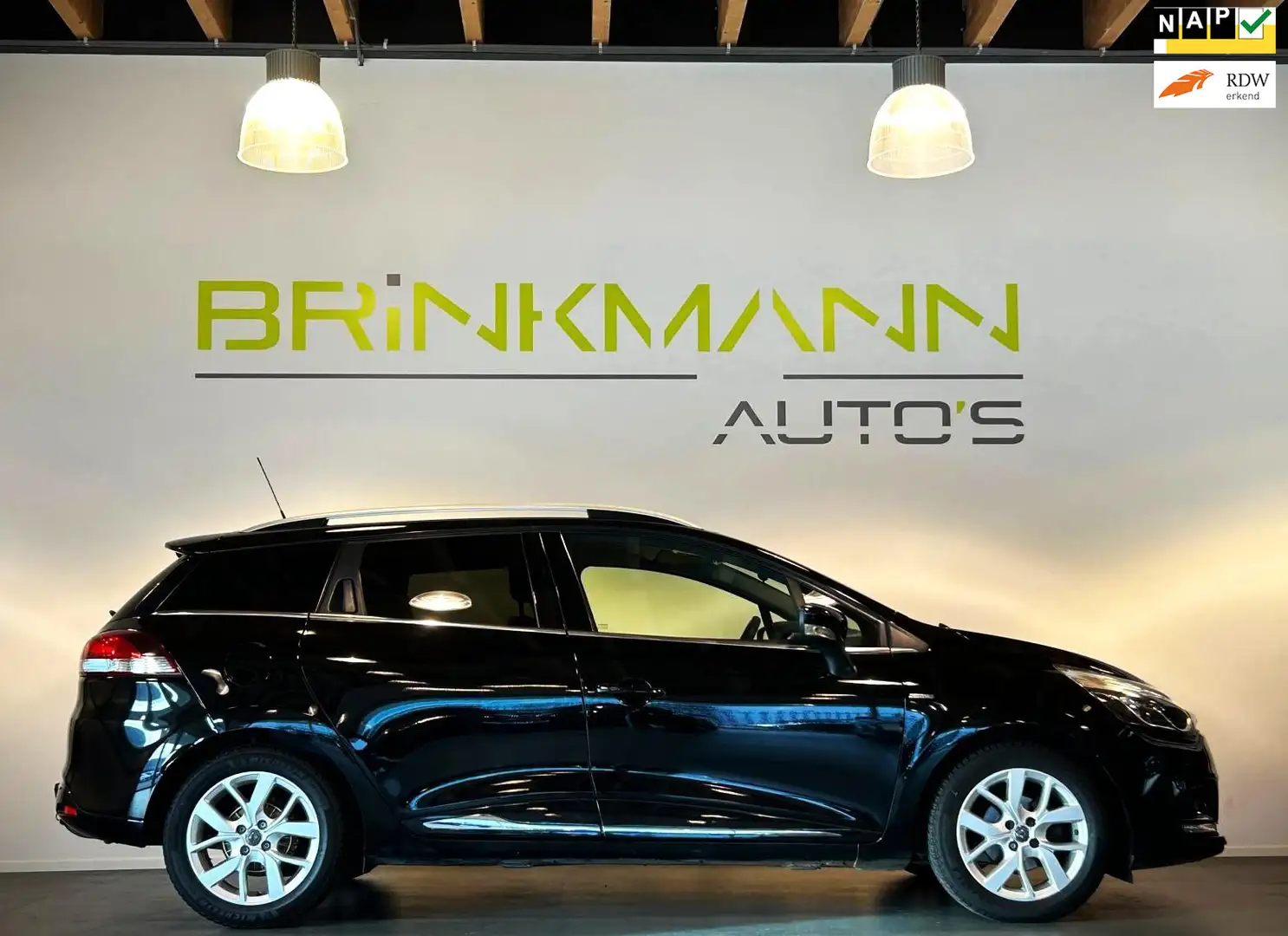 Renault Clio Estate 0.9 TCe Limited - Nav. - PDC - Trekhaak. Zwart - 1