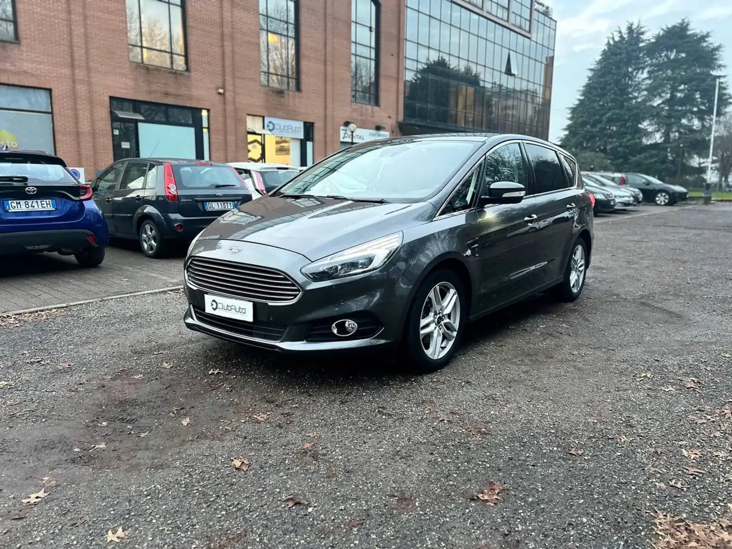 Ford S-Max S-max 2.0 tdci Vignale s&s 180cv powershift Negro - 1