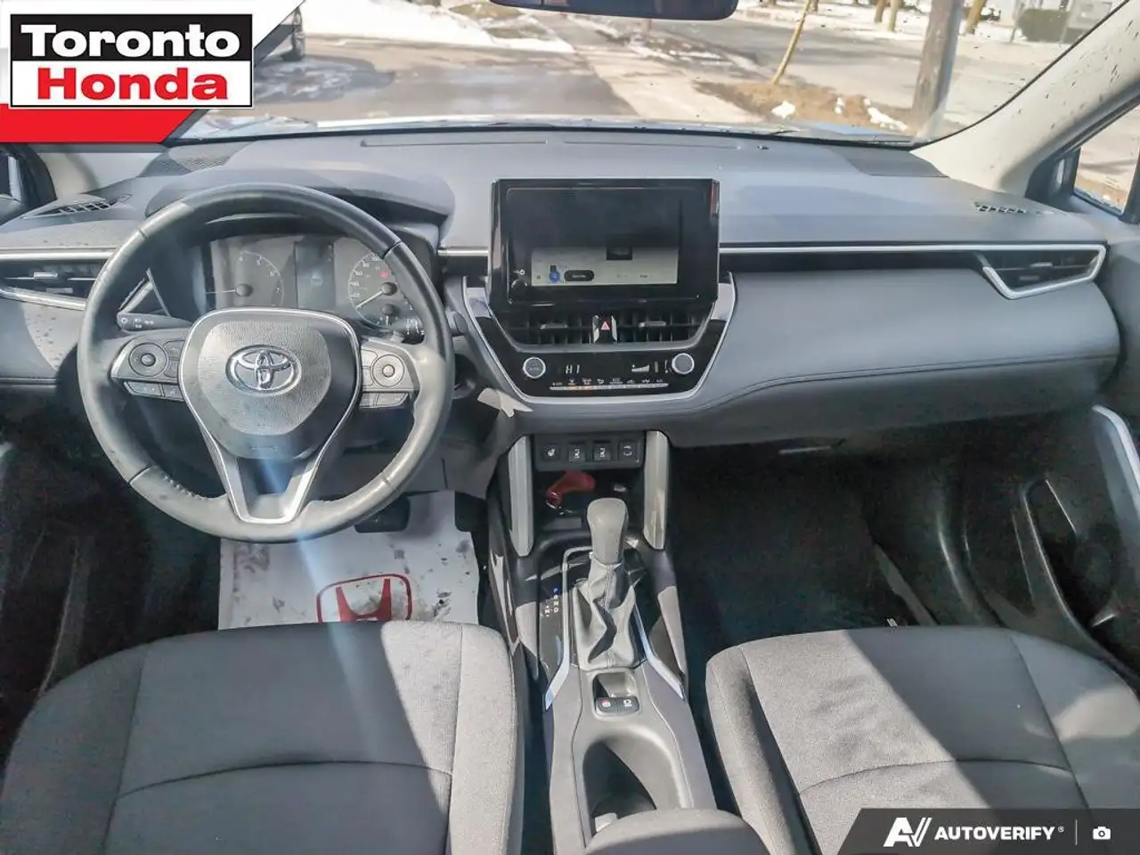 Toyota Corolla Cross снимка Toyota Corolla Cross