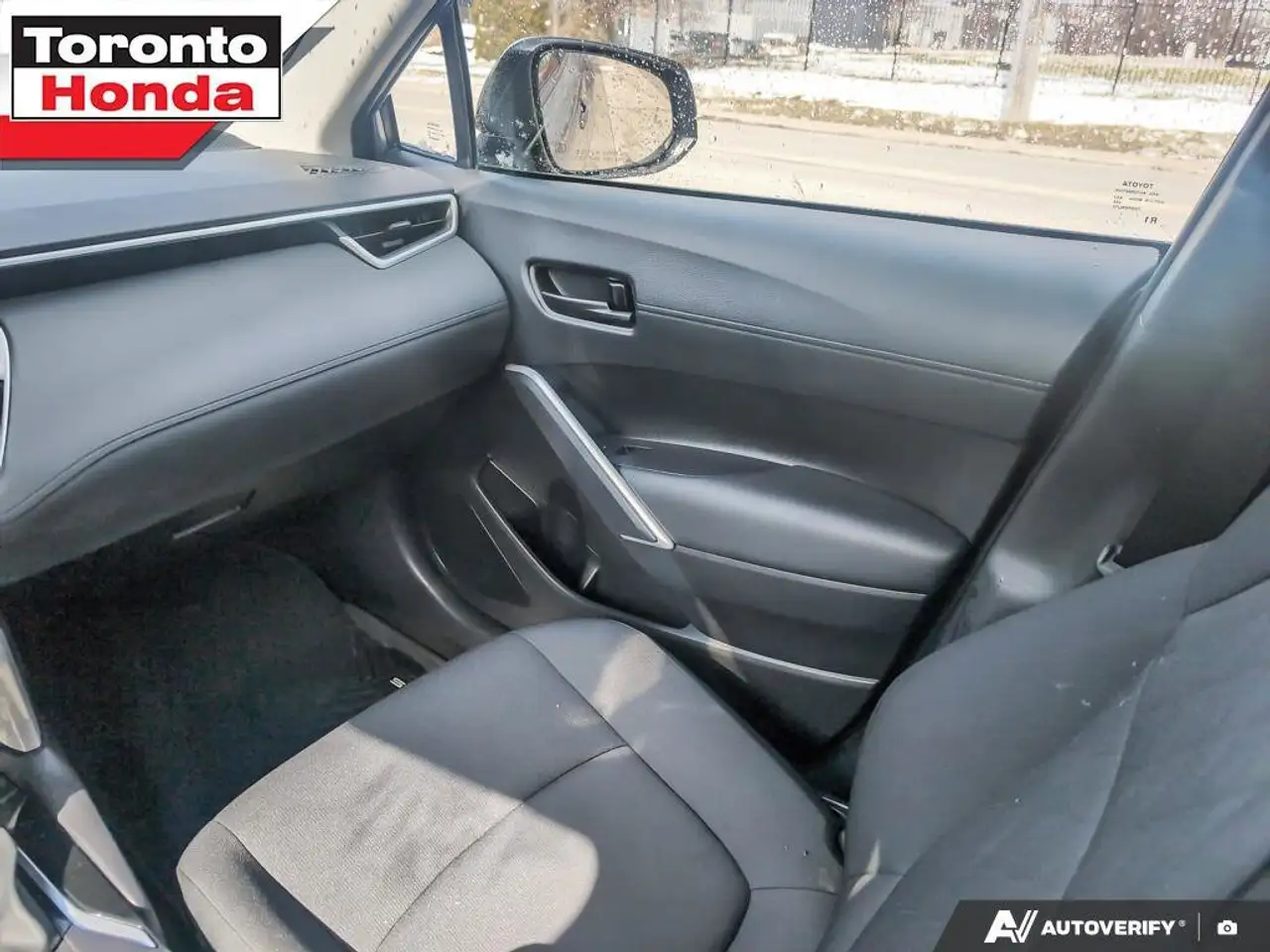 Toyota Corolla Cross снимка Toyota Corolla Cross