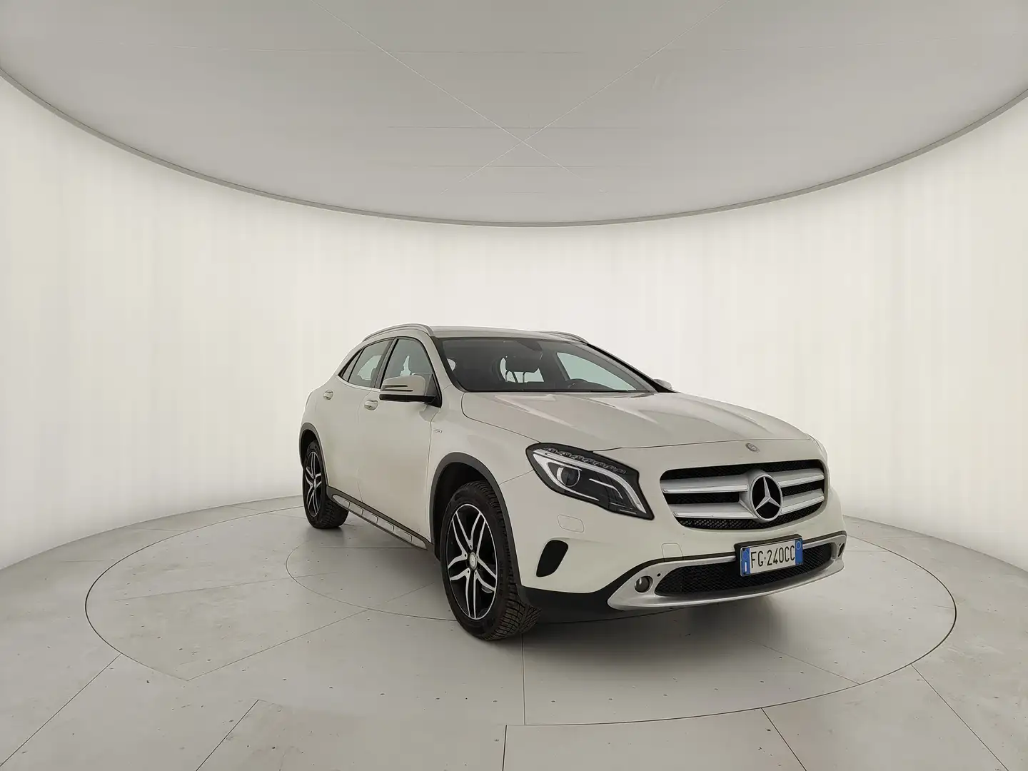 Mercedes-Benz GLA 200 GLA-X156 2014 d Enduro Activity auto Bianco - 1