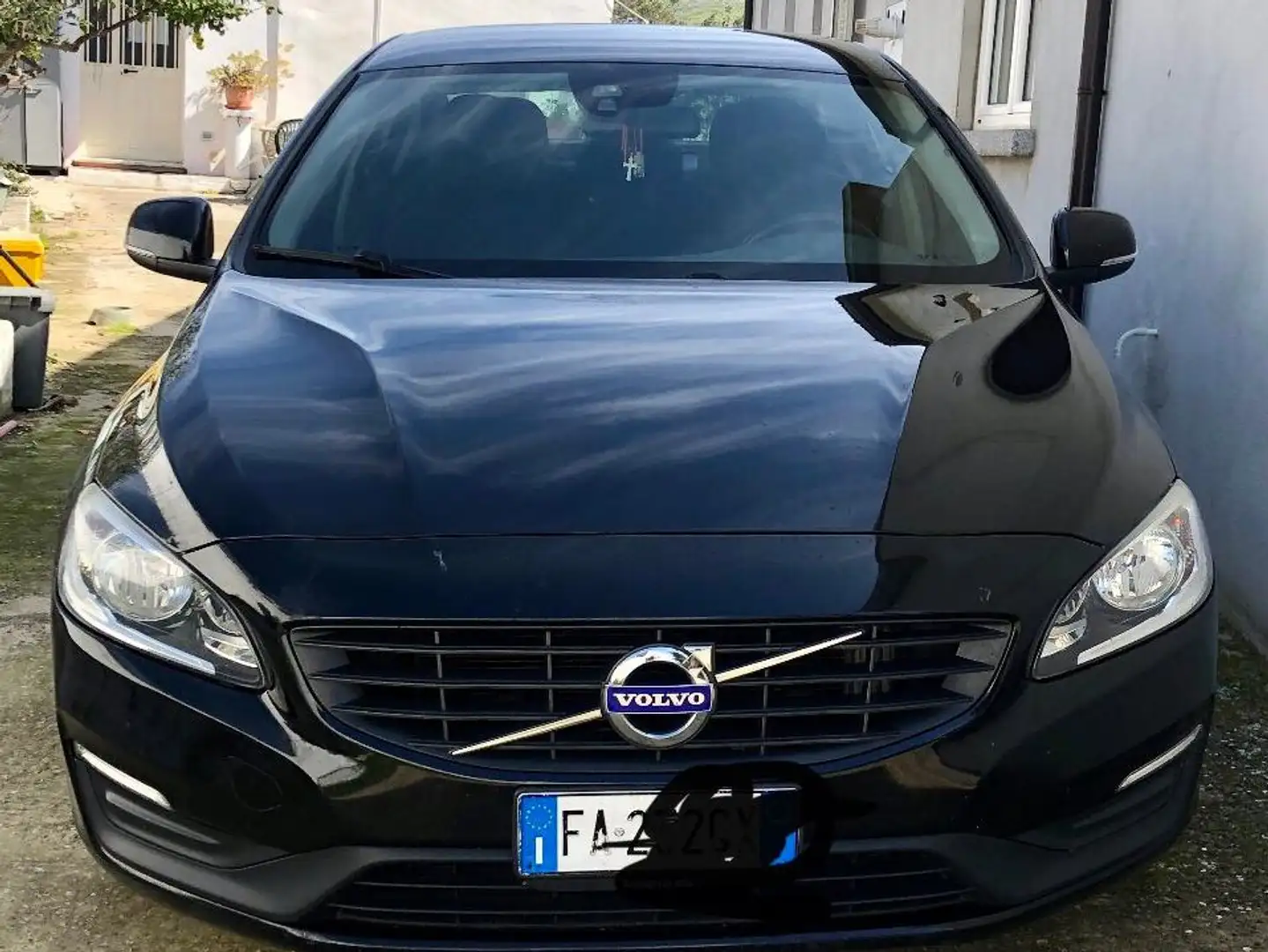 Volvo S60 2.0 d3 Business geartronic Nero - 1
