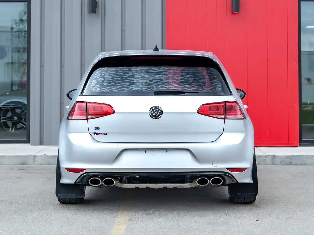 Volkswagen Golf R снимка Volkswagen Golf R
