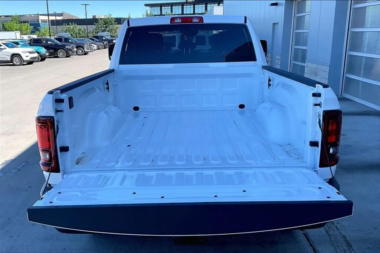 RAM 3500 photo RAM 3500