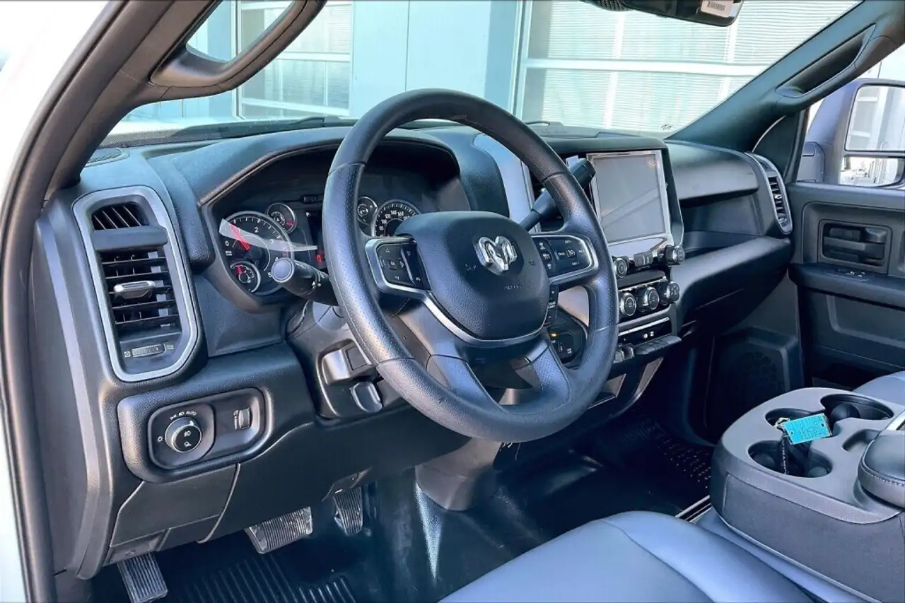 RAM 3500 photo RAM 3500