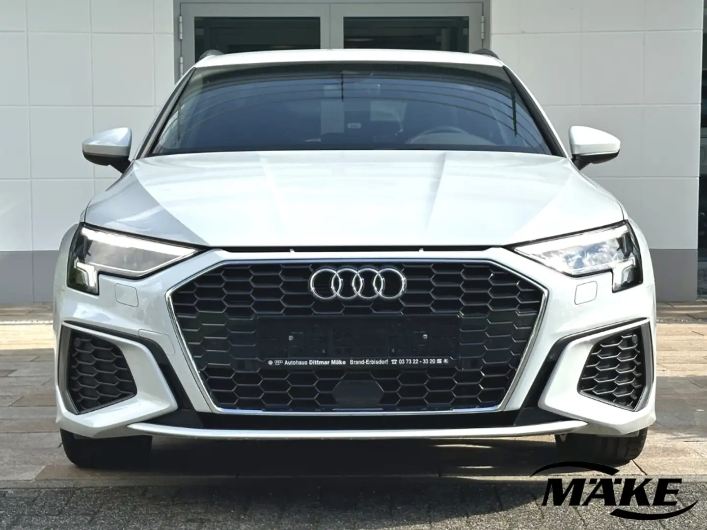 Audi A3 Sportback S-Line 40 TFSI e LED NAV AHZV SHZ VC Белый - 2