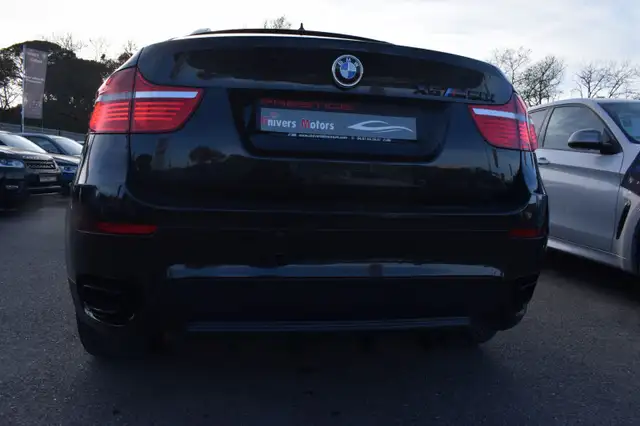 BMW X6 view 13