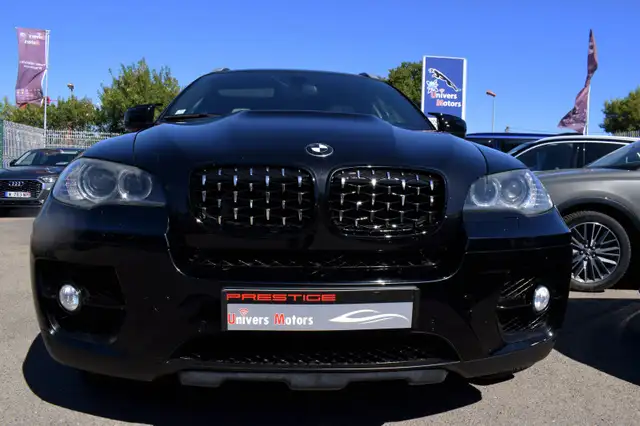 BMW X6 view 3