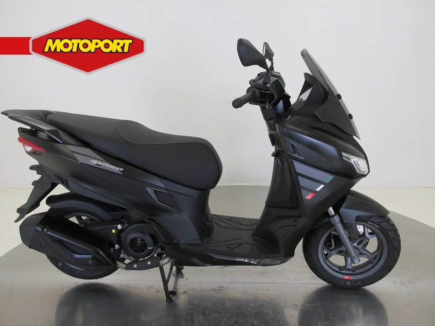 Aprilia SXR 50 SPORT Negro - 1