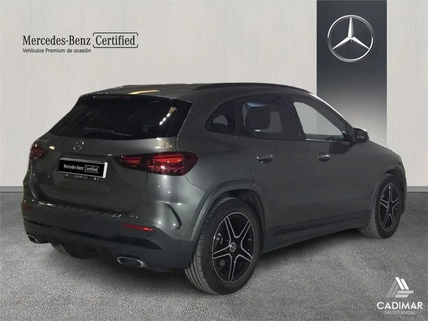 Mercedes-Benz GLA 200 D - 2
