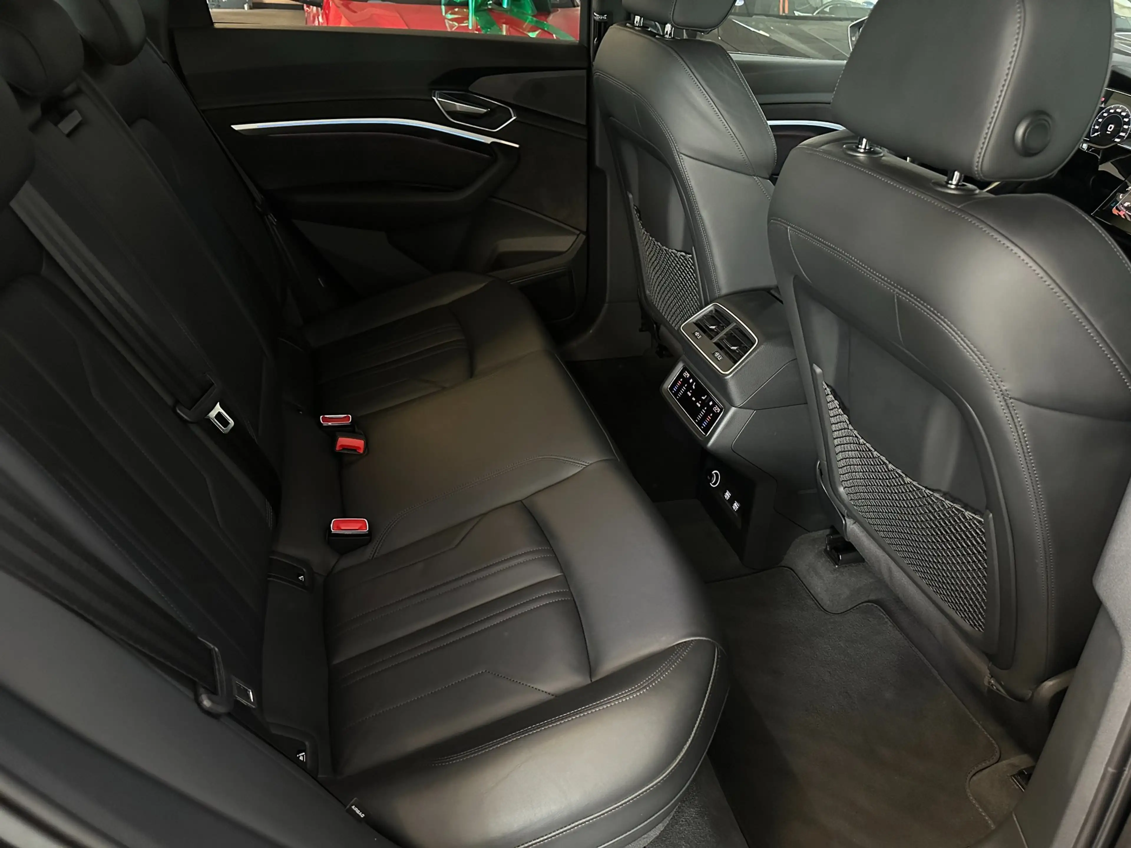 Audi e-tron E-tron 55 quattro advanced Pro Line Plus 95 kWh/PA — photo 21