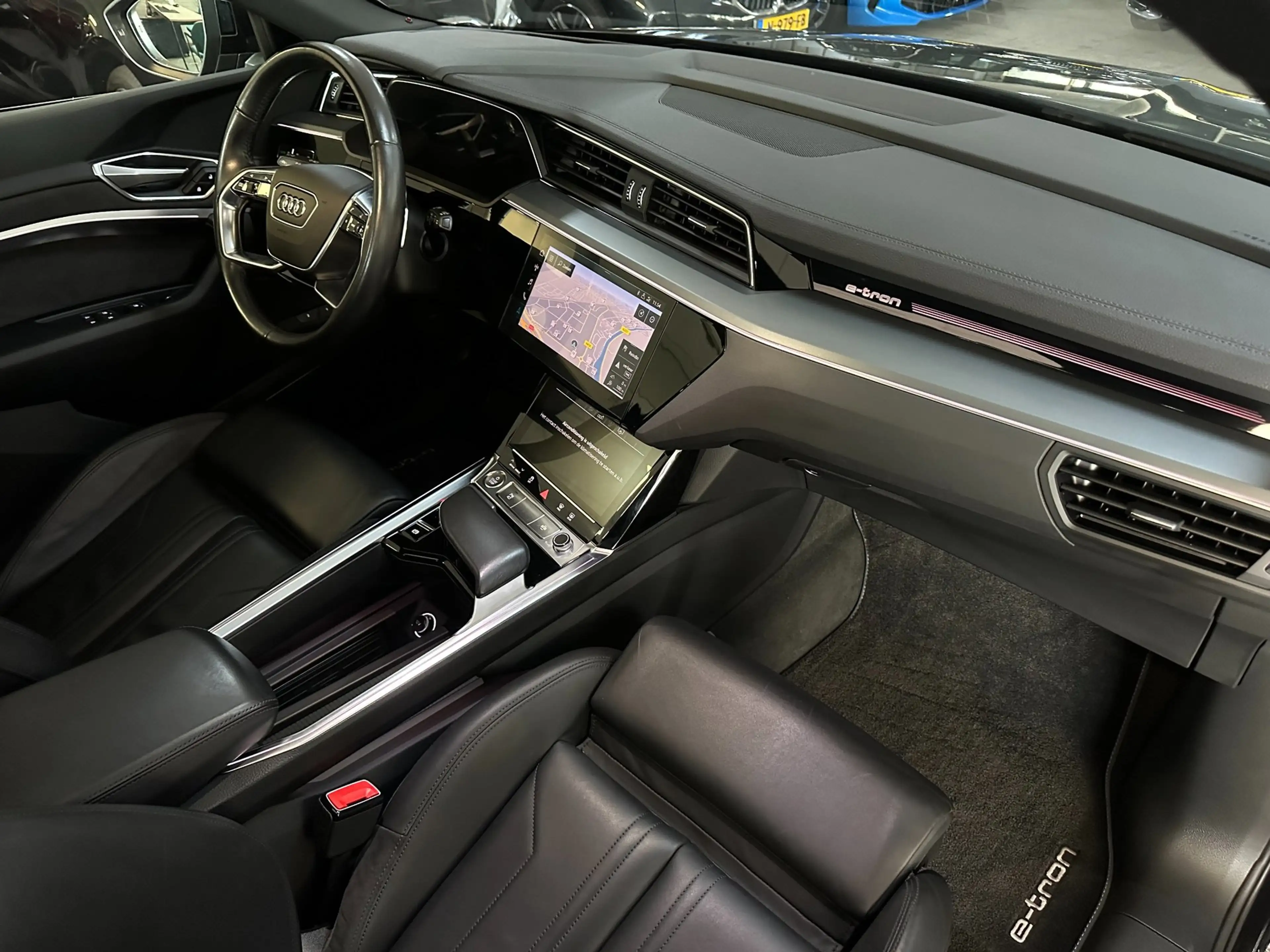 Audi e-tron E-tron 55 quattro advanced Pro Line Plus 95 kWh/PA — photo 17