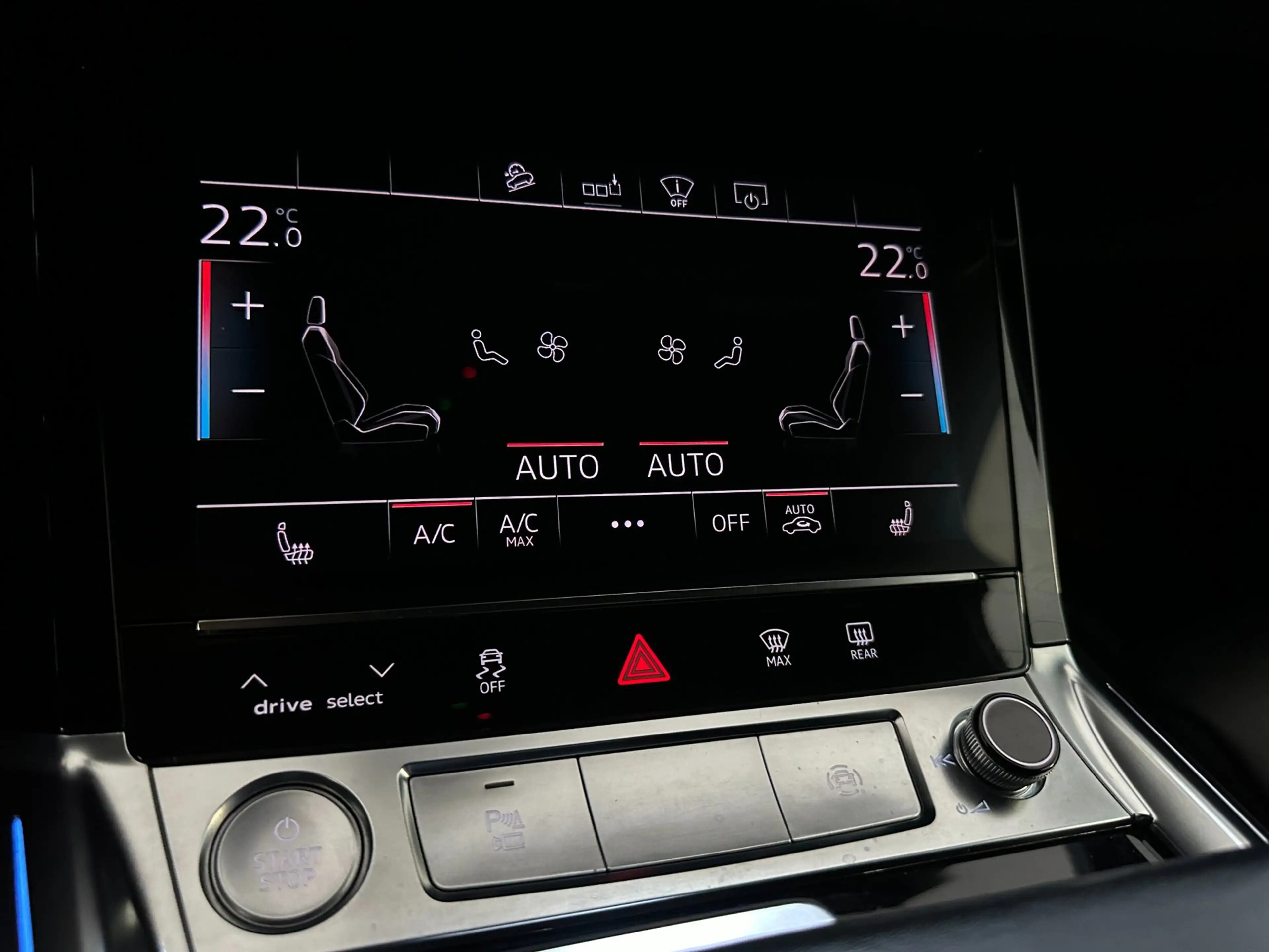 Audi e-tron E-tron 55 quattro advanced Pro Line Plus 95 kWh/PA — photo 4