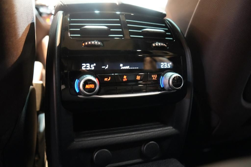 BMW 550 d xDrive Touring *LED*Navi*Virtual*Kamera* — photo 14
