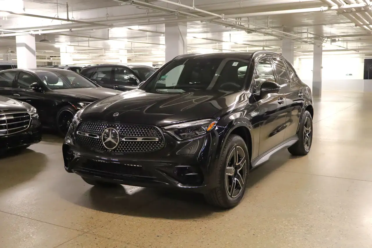 Mercedes-Benz GLC снимка Mercedes-Benz GLC