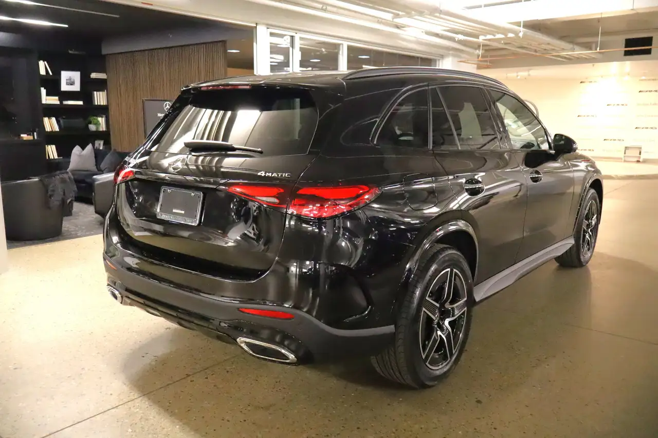 Mercedes-Benz GLC снимка Mercedes-Benz GLC