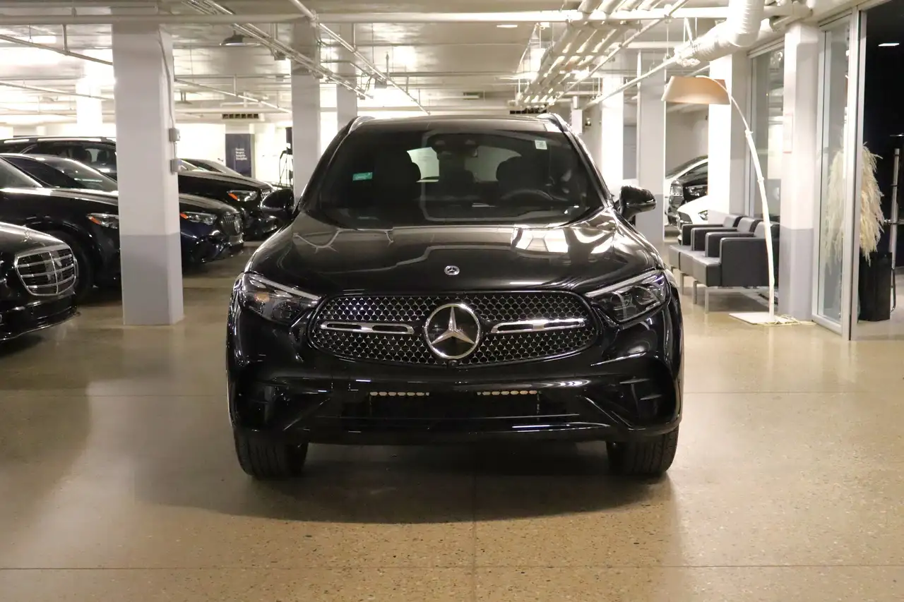 Mercedes-Benz GLC снимка Mercedes-Benz GLC