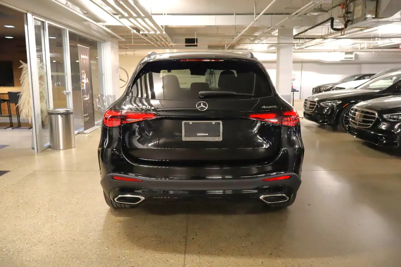 Mercedes-Benz GLC снимка Mercedes-Benz GLC