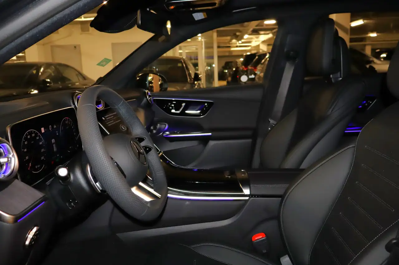 Mercedes-Benz GLC снимка Mercedes-Benz GLC