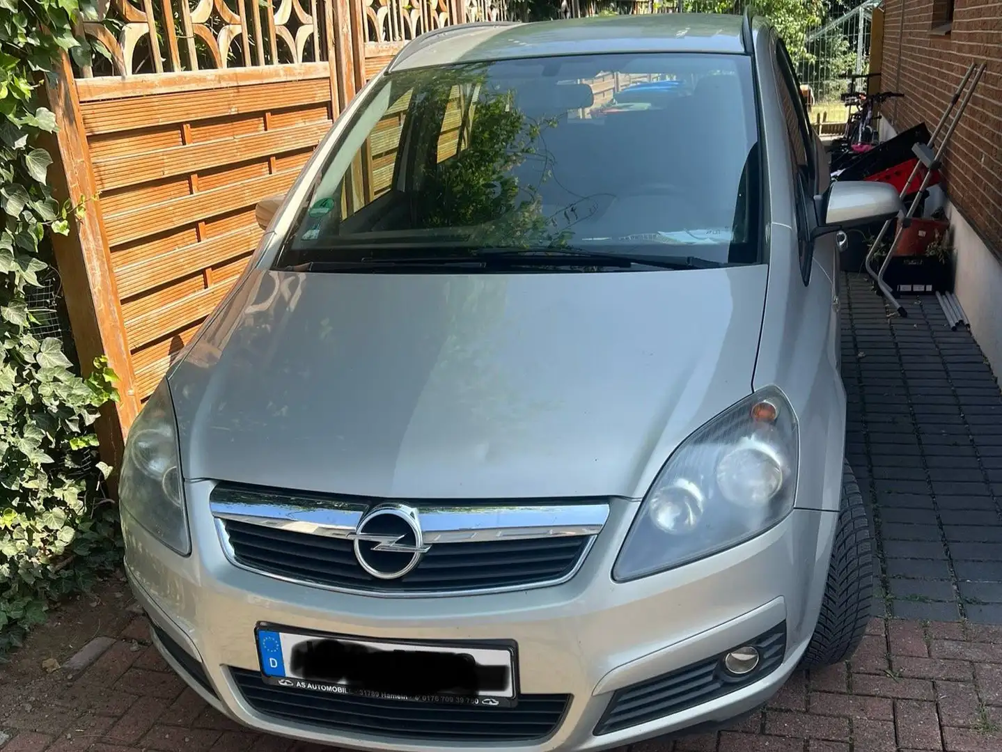 Opel Zafira Zafira 1.8 Easytronic 7Plätze Automatik - 1