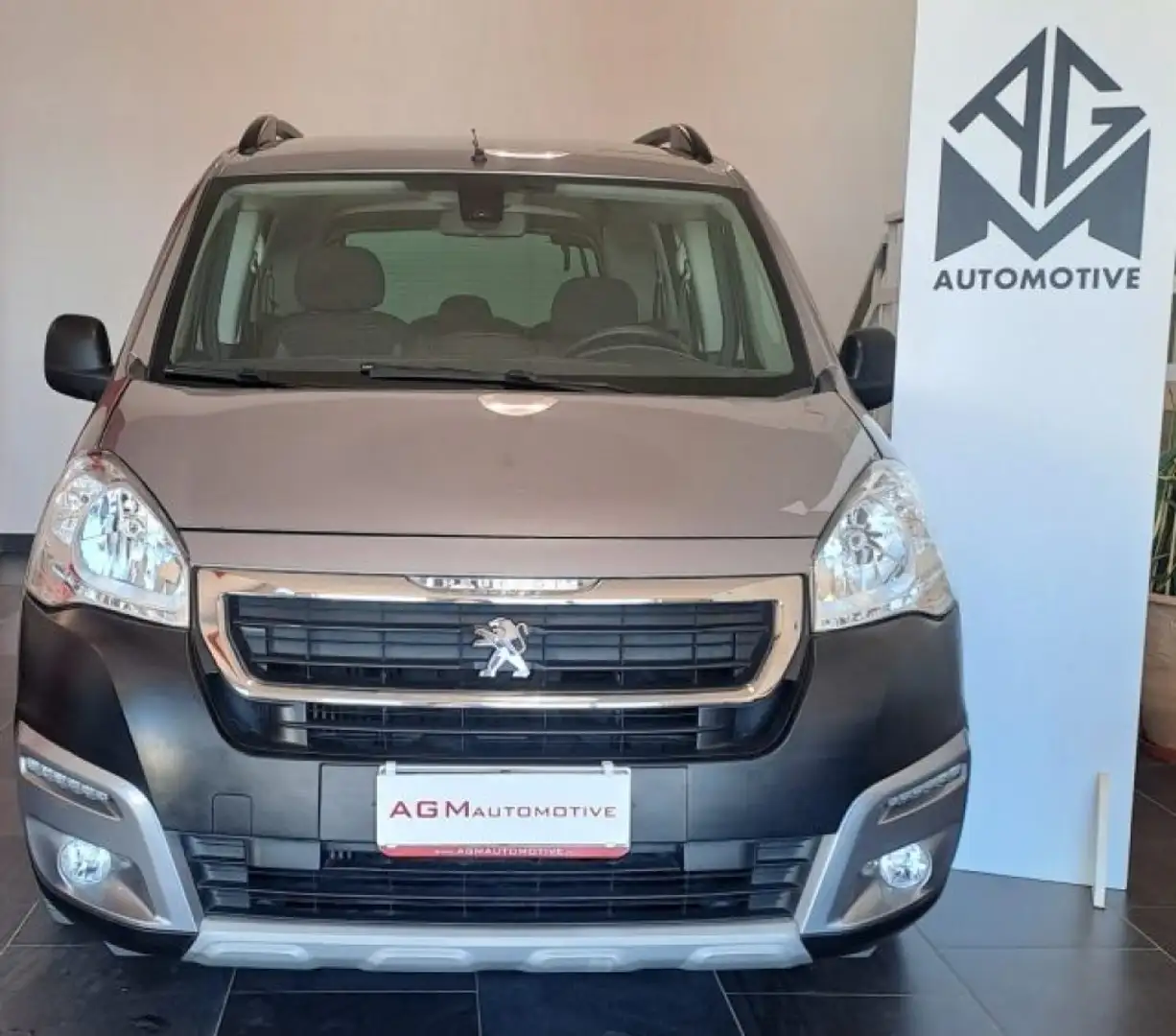 Peugeot Partner Tepee 1.6 BlueHDi 100CV 5 Posti Gris - 1