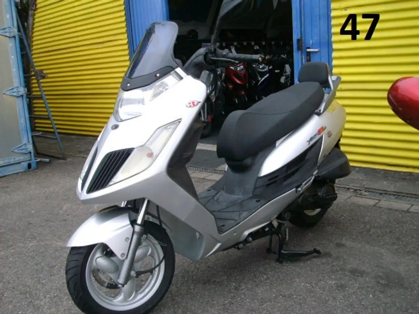 Kymco Yager 125 GT Scheckheft gepflegt (2 Stück auf Lager) Silber - 1