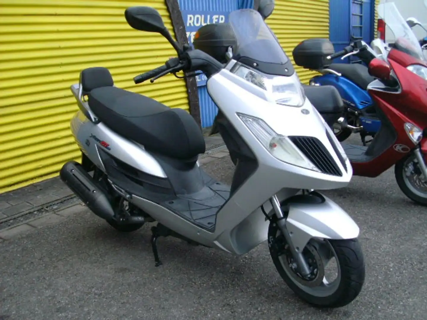 Kymco Yager 125 GT Scheckheft gepflegt (2 Stück auf Lager) Silber - 2