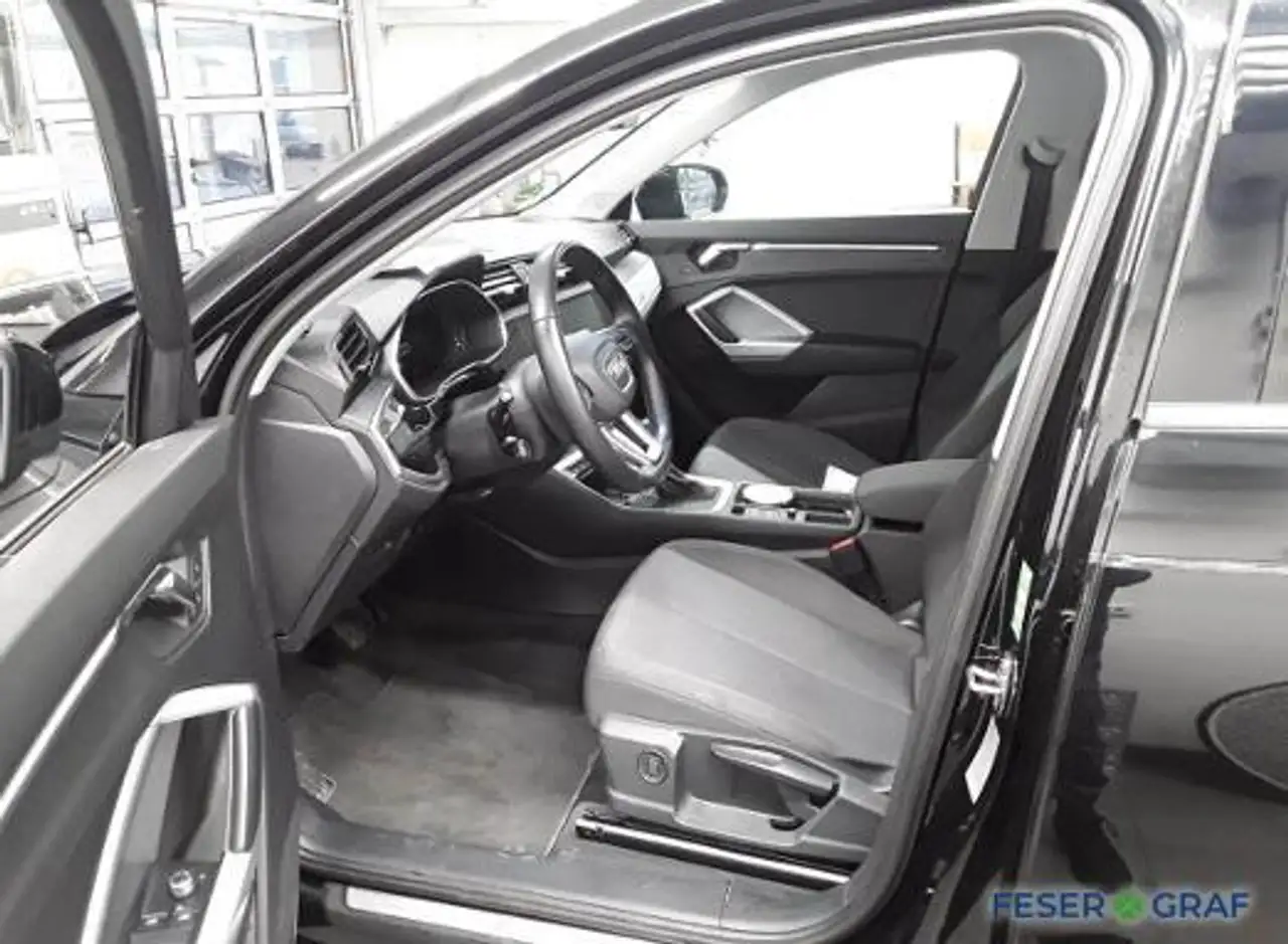Audi Q3 45 TFSI e S Line Ext Navi,Kamera,Sitzhzg 6