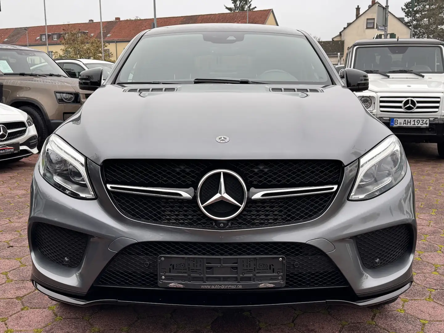 Mercedes-Benz GLE 350 d coupe 4M AMG Line PANO 360° AHK MEMO Gris - 2