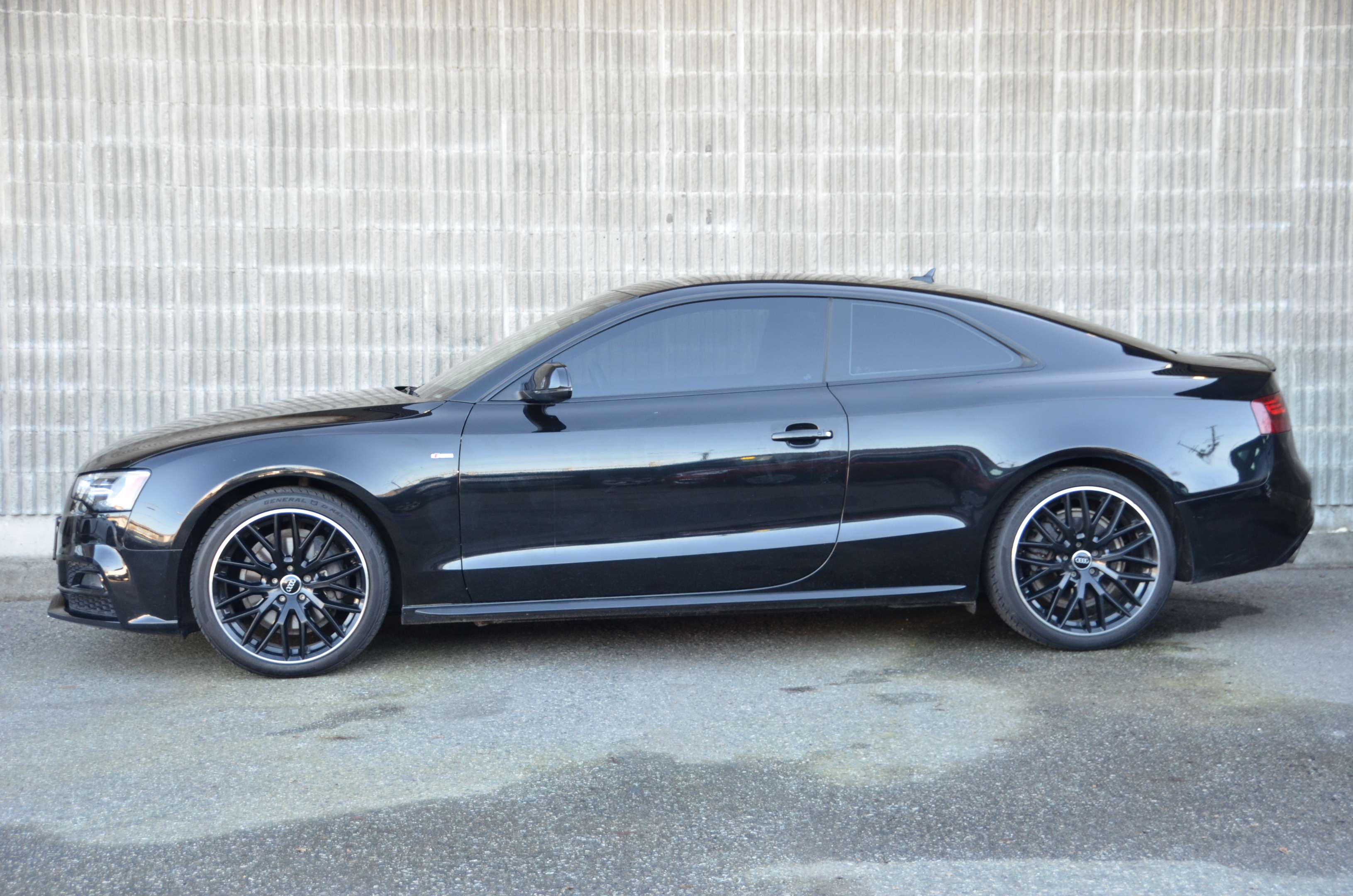 2017 Audi A5 2dr Cpe Auto Progressiv alt 3
