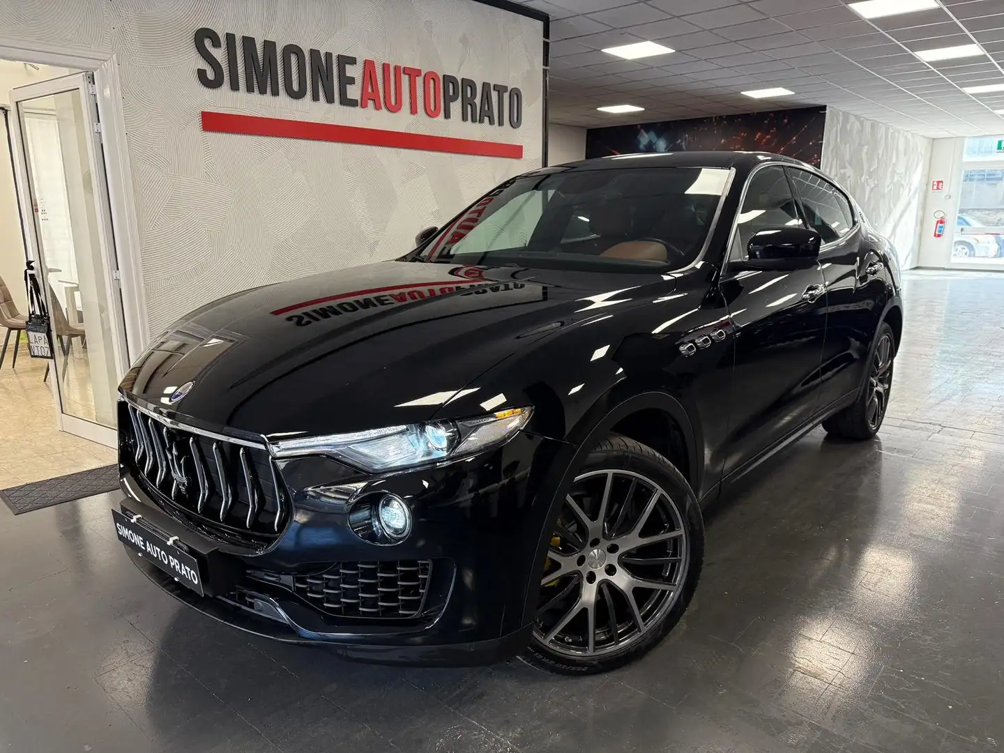 Maserati Levante Levante 3.0 V6 275cv auto Granlusso Nero - 1