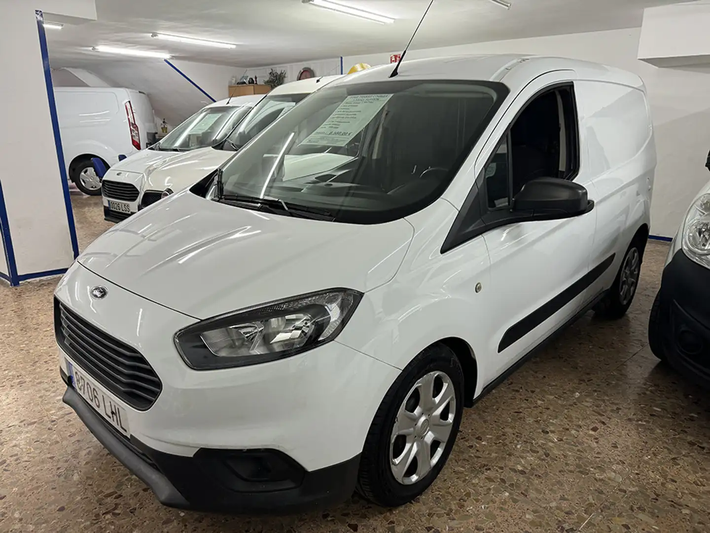 Ford Transit Courier Van 1.5TDCi Trend 75 Wit - 1