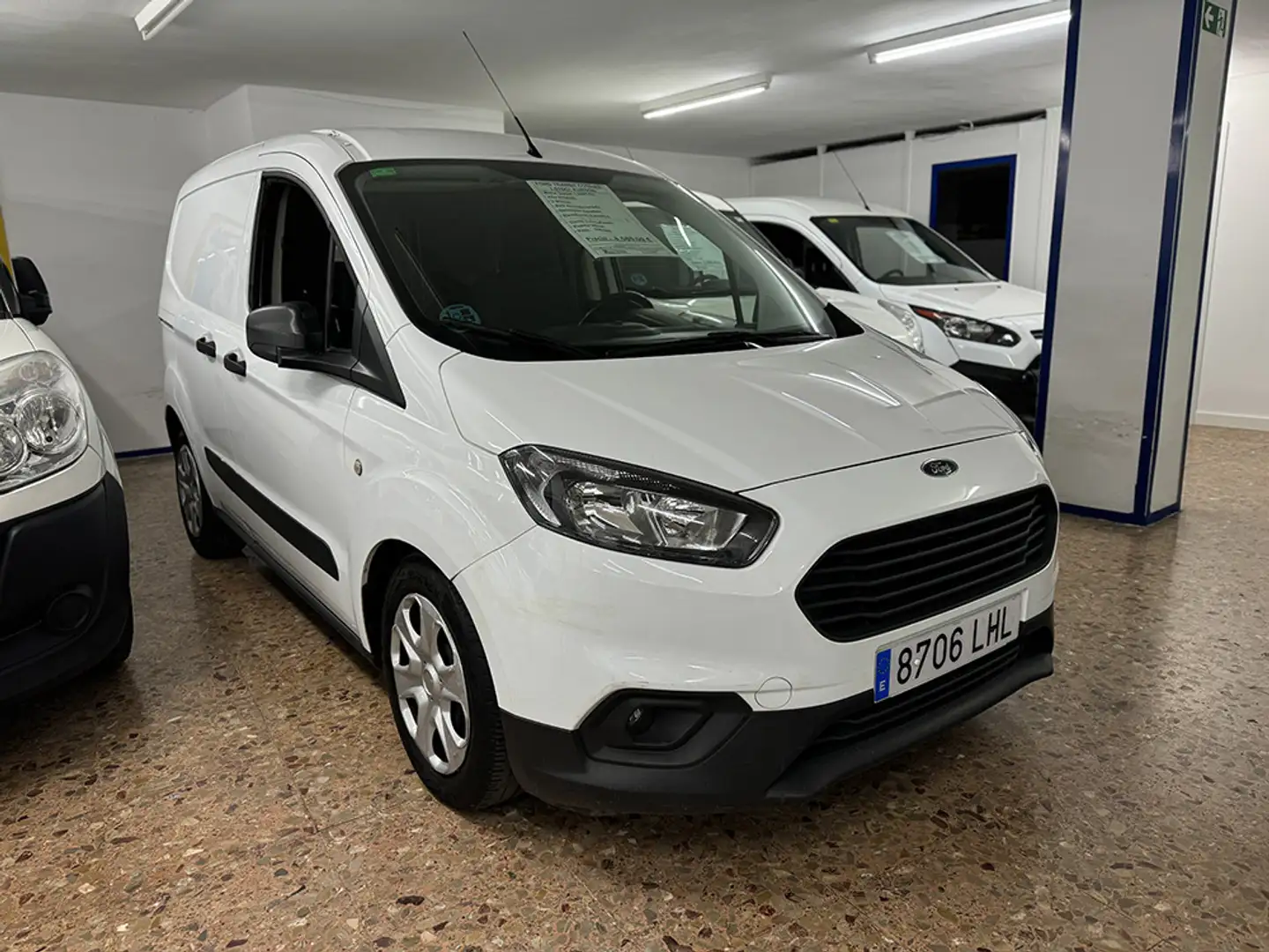 Ford Transit Courier Van 1.5TDCi Trend 75 Weiß - 2