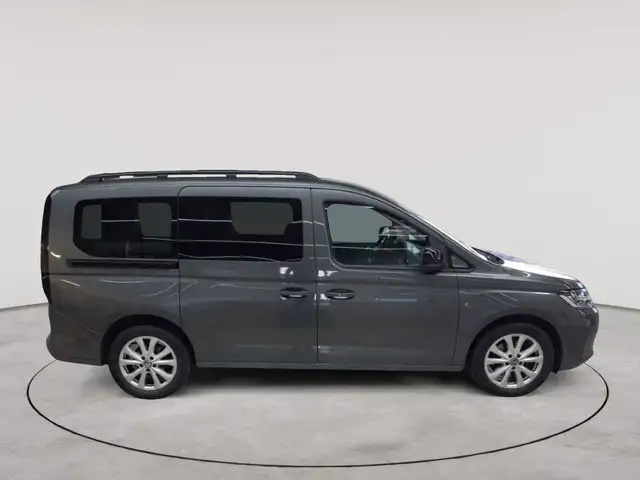Volkswagen Caddy view 3