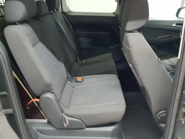 Volkswagen Caddy view 14