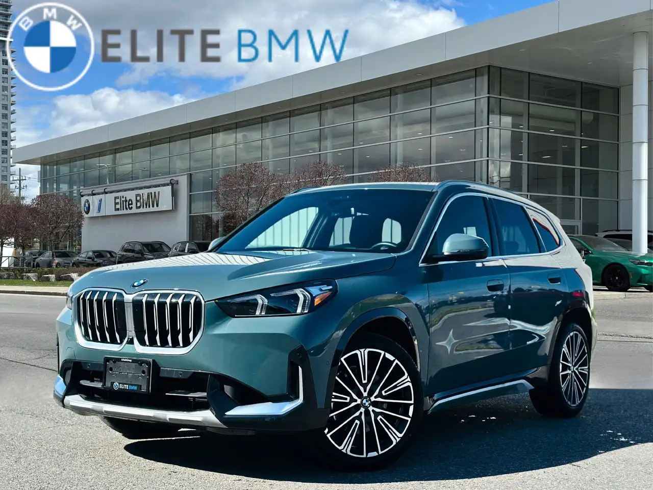 BMW X1 снимка BMW X1