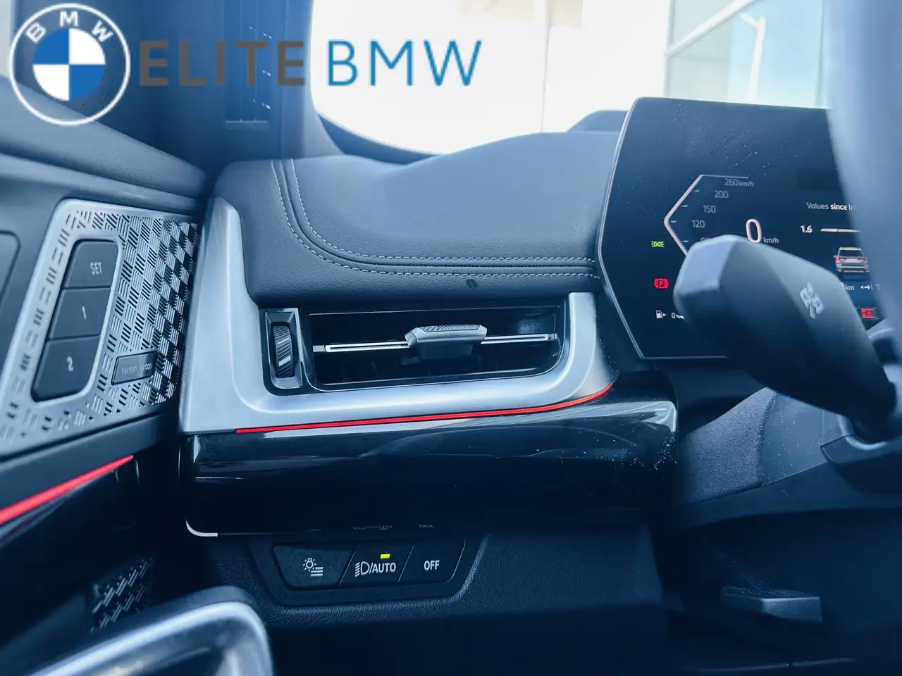BMW X1 снимка BMW X1