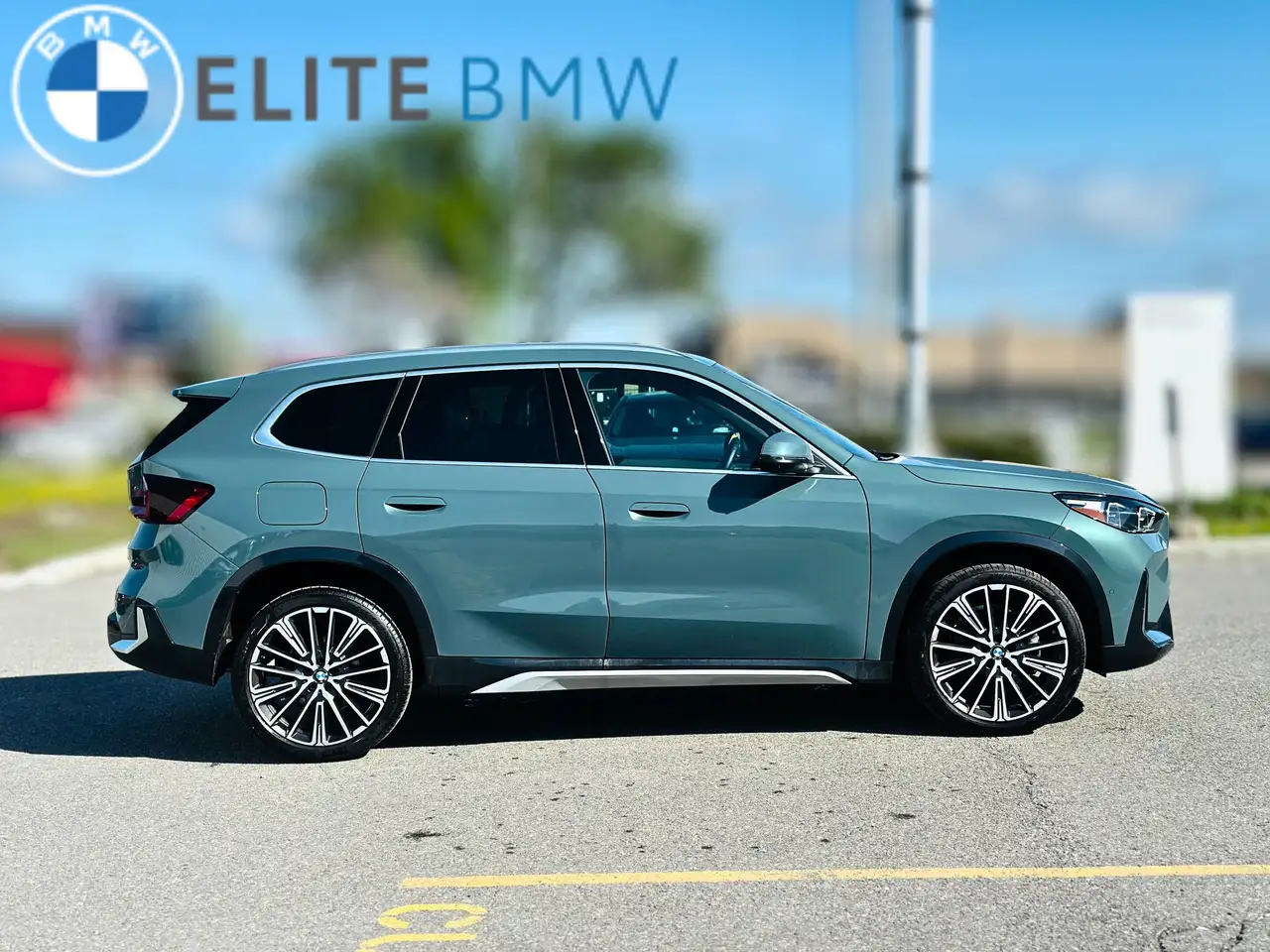 BMW X1 снимка BMW X1
