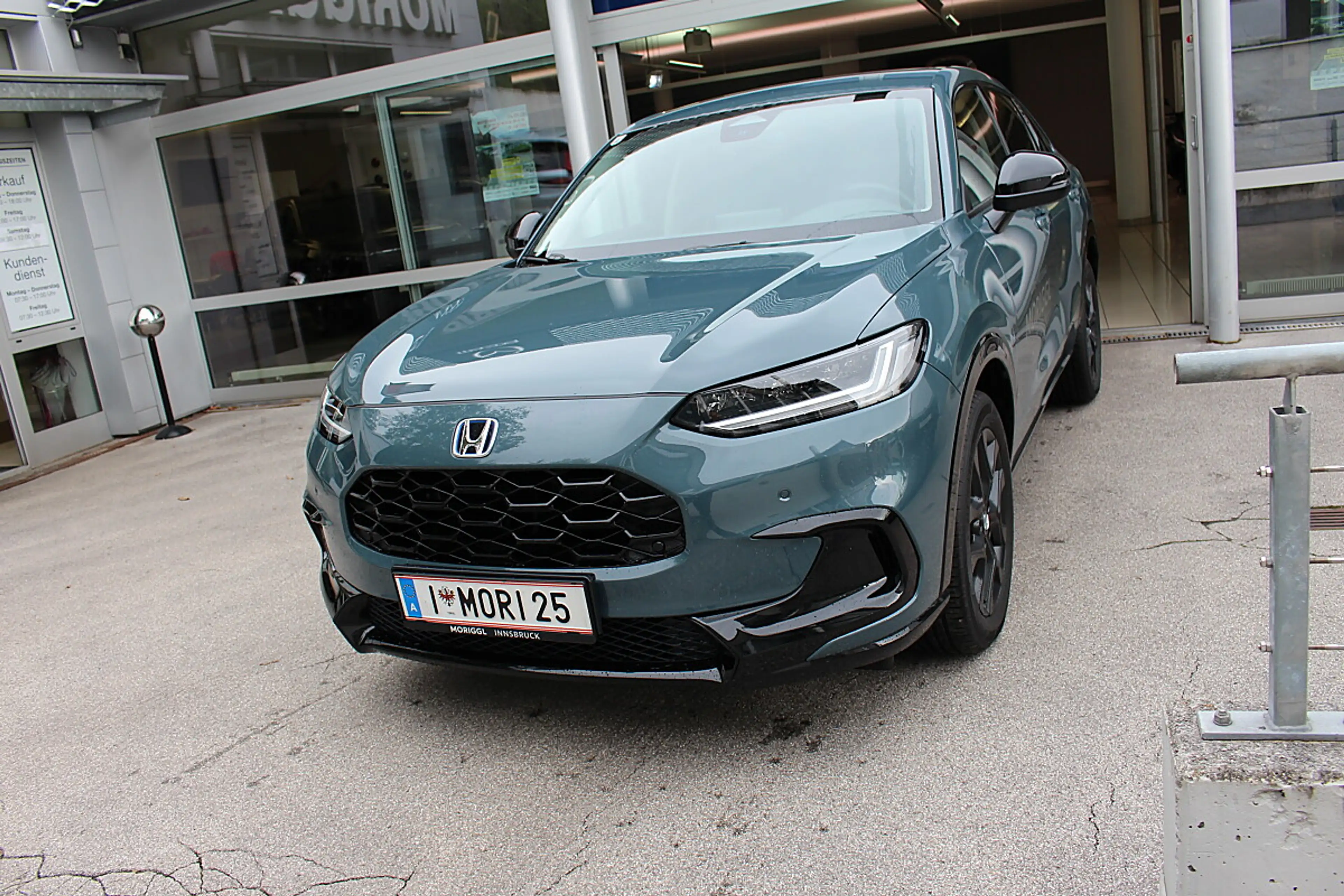 Honda ZR-V 2,0 i-MMD Hybrid Sport Aut. — photo 2