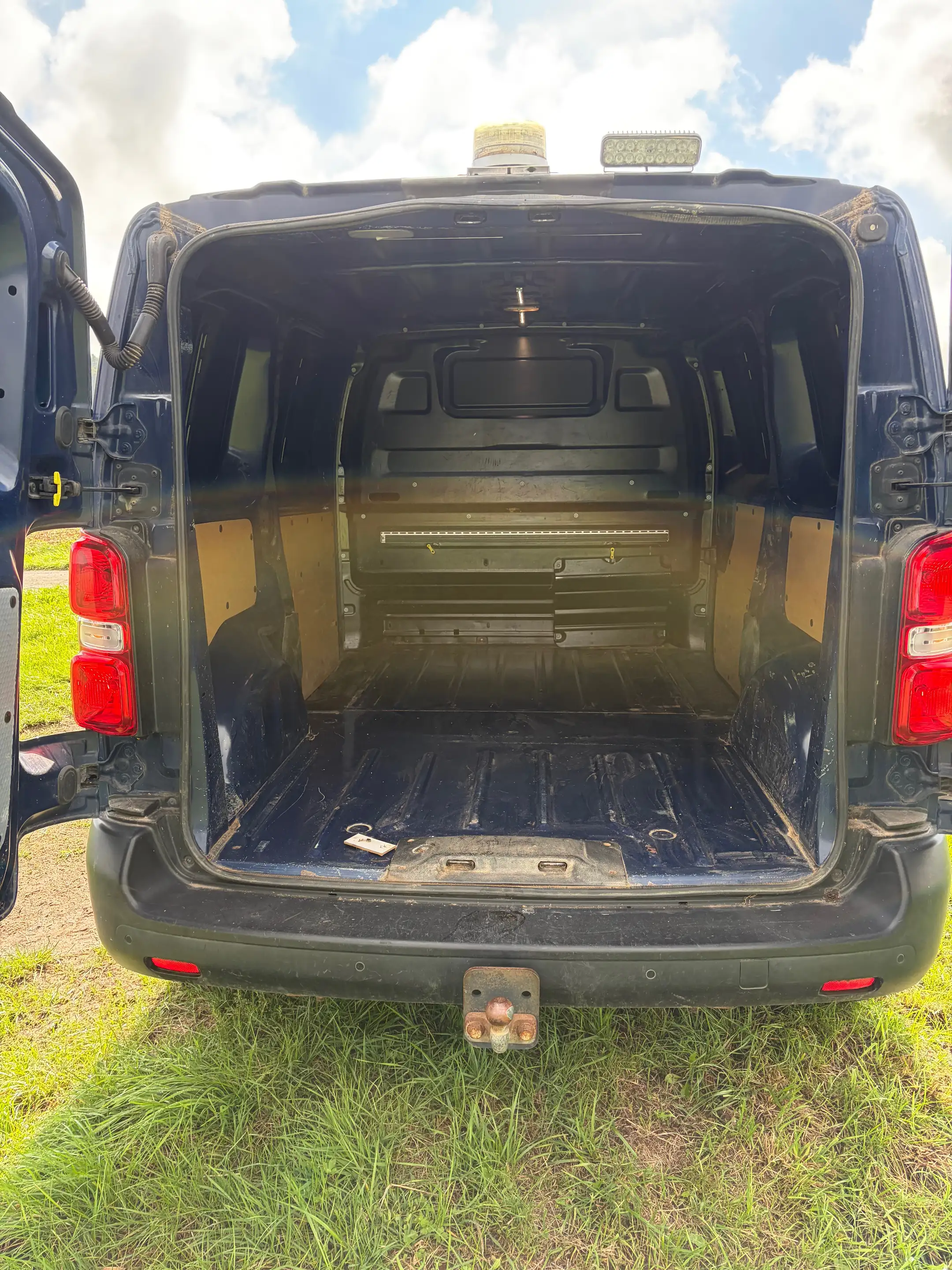 Peugeot Expert Pro L2 — photo 11