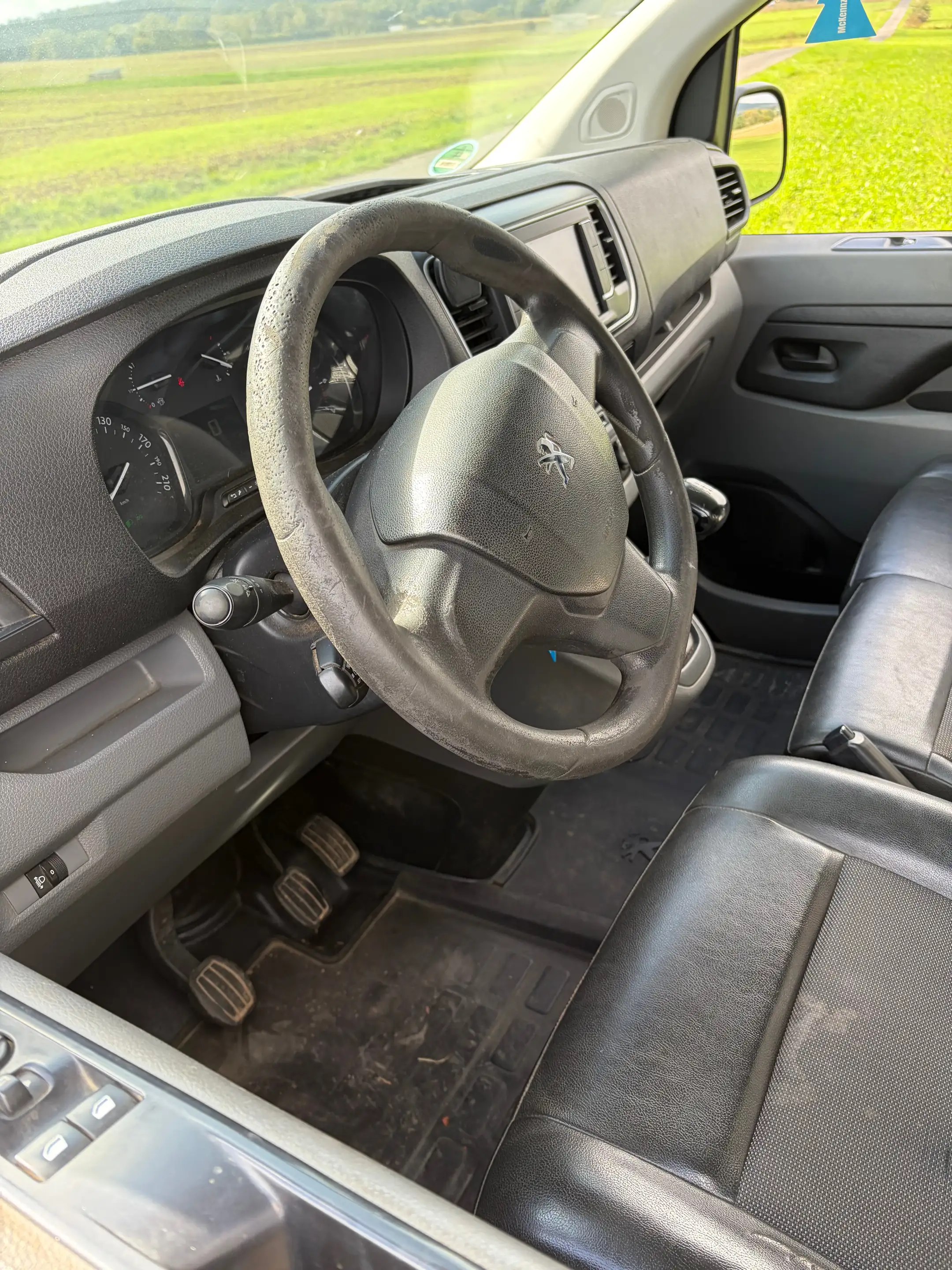 Peugeot Expert Pro L2 — photo 6