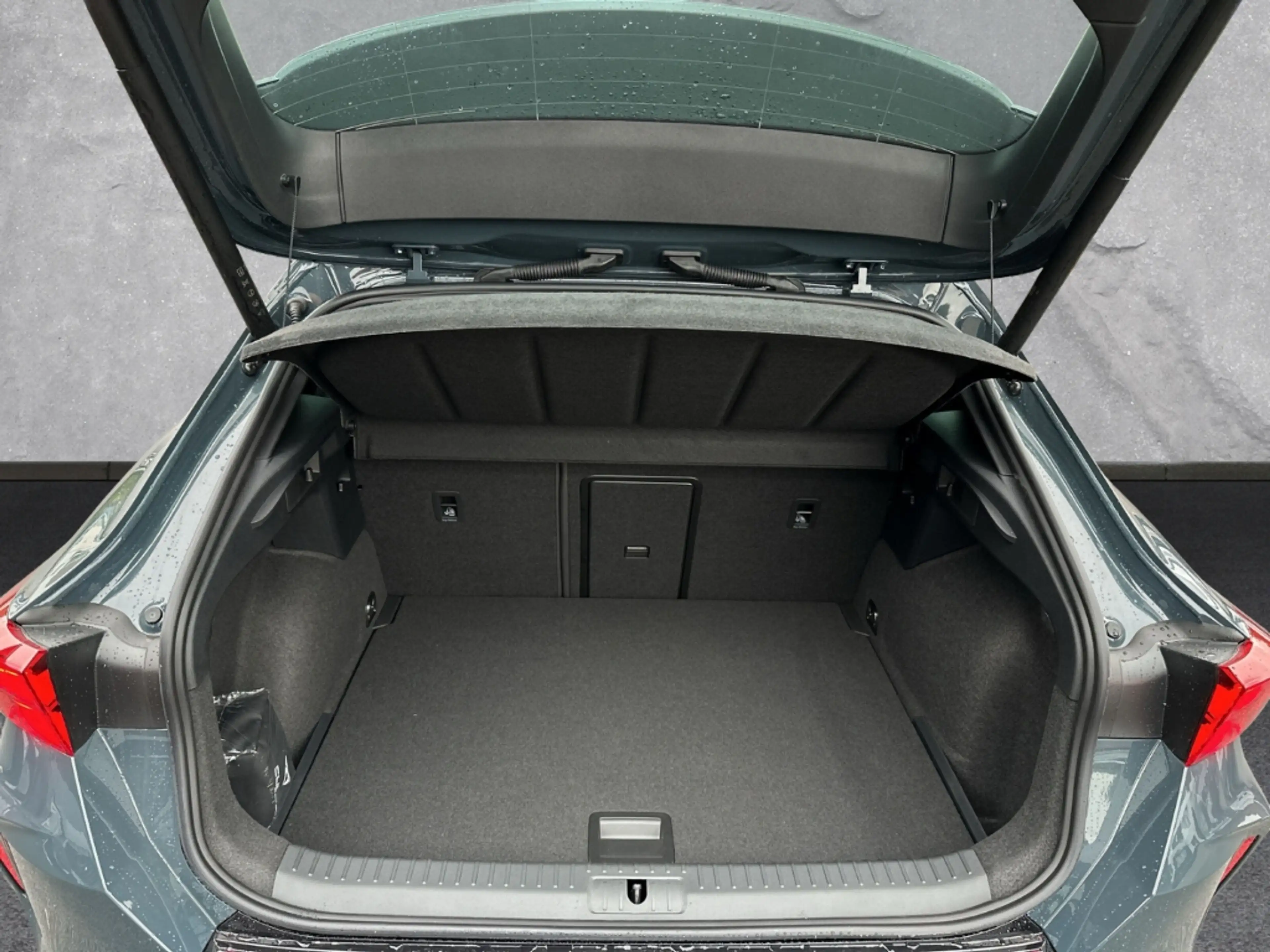 CUPRA Formentor 1.5 eTSI 110 kW DSG AHK Sennheiser Navi RFK SHZ Me — photo 15