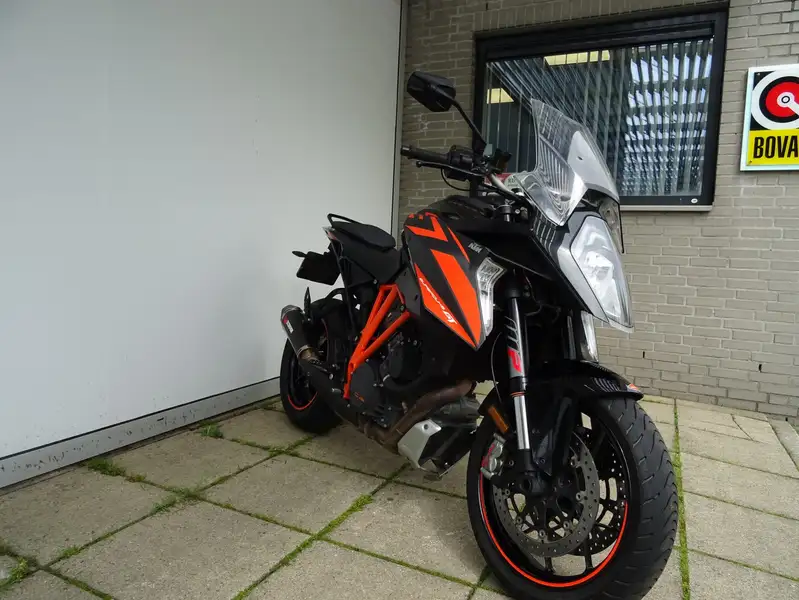 KTM 1290 Super Duke GT - foto 8