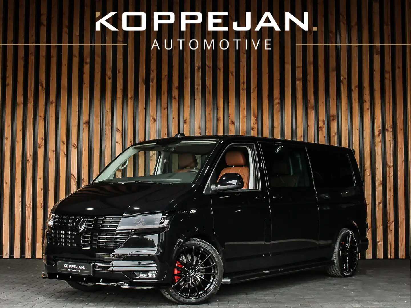 Volkswagen T6.1 Transporter 2.0 TDI 204PK DSG Bulli Dubbele Cabine | BPM VRIJ! Zwart - 1