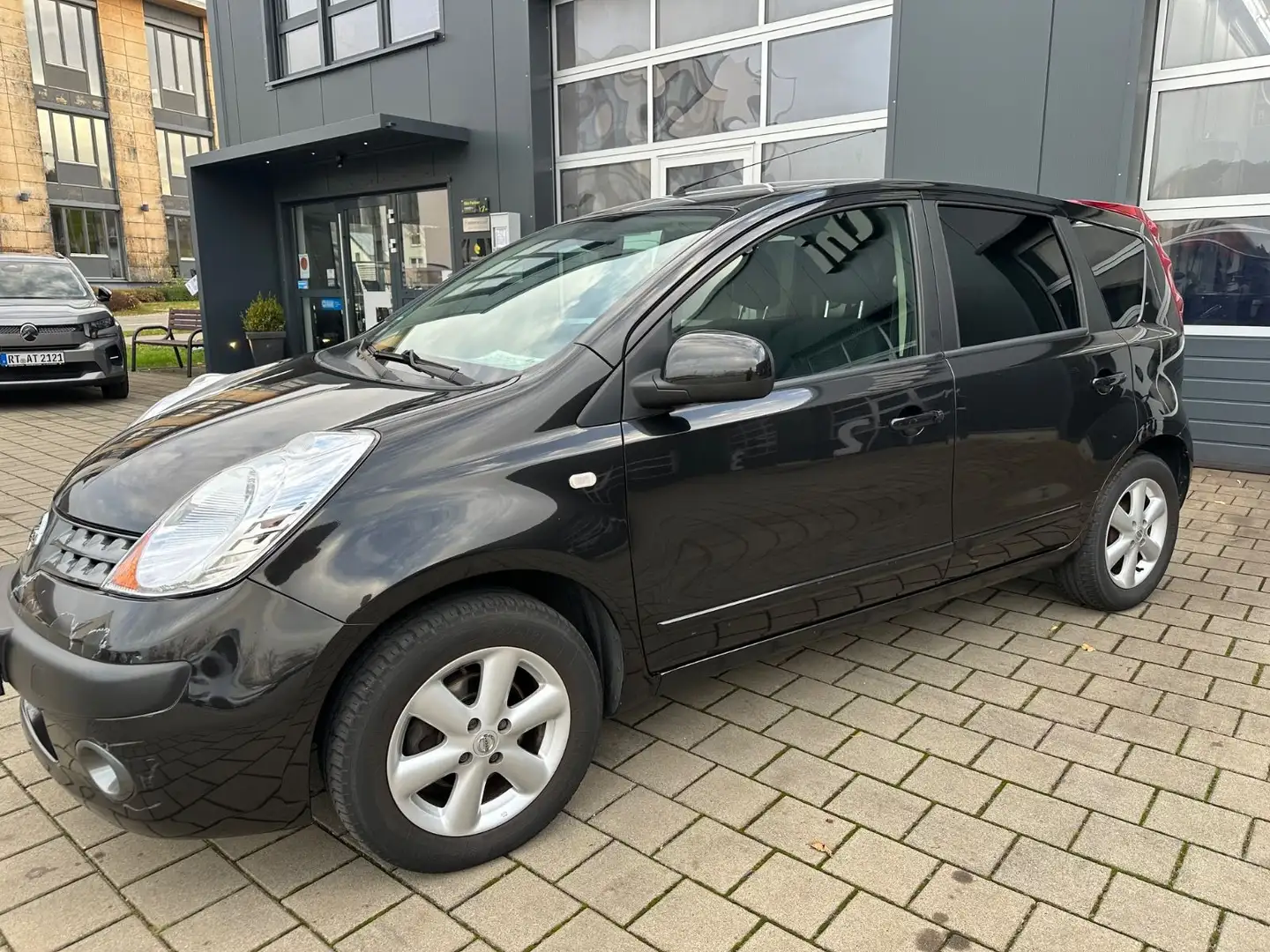 Nissan Note Acenta Schwarz - 2