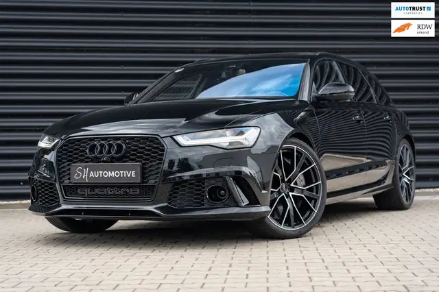 Audi RS6 A6 Avant 4.0 TFSI quattro Performance / PANO / KER
