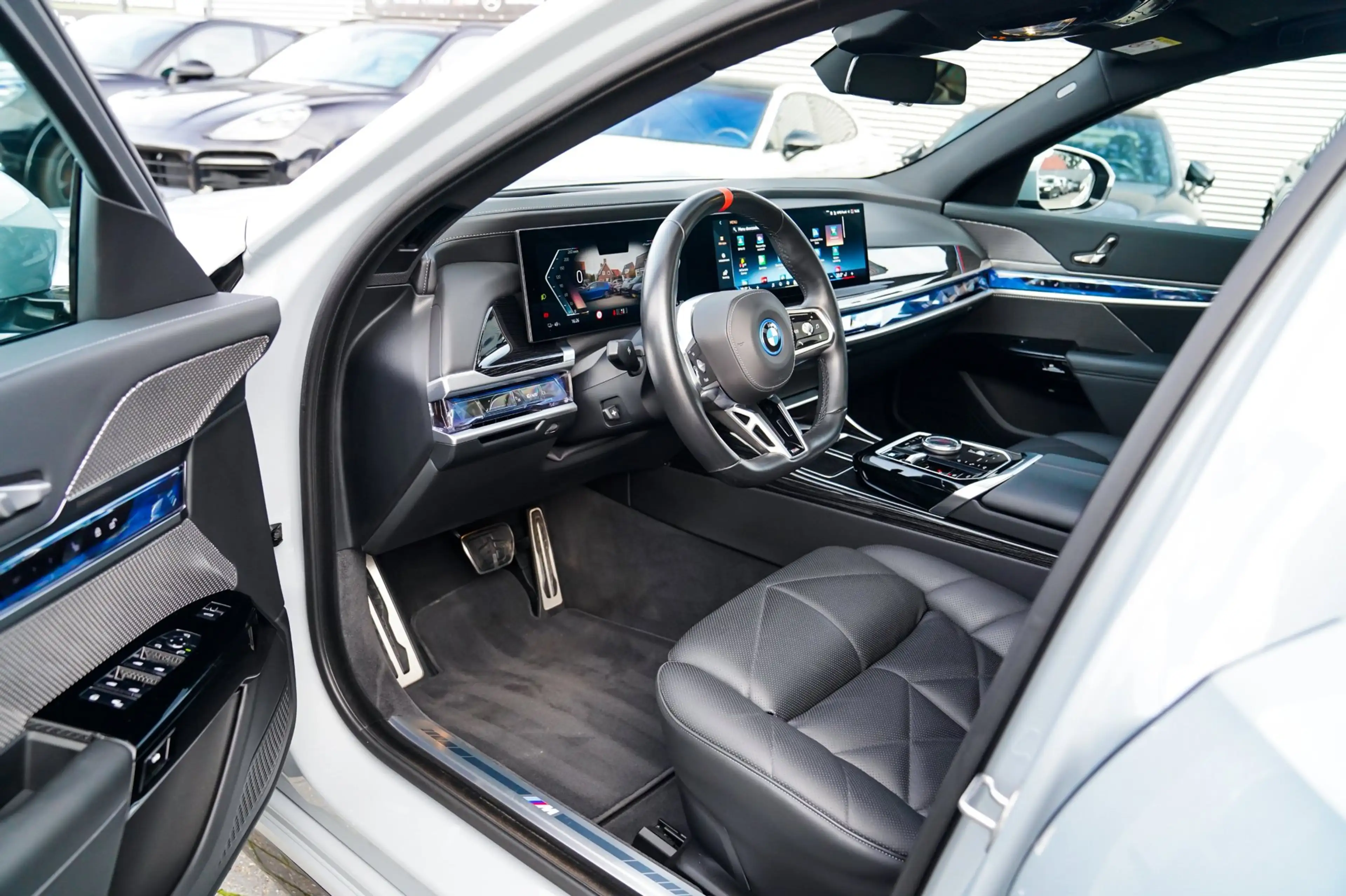 BMW i7 EDrive50 106 kWh | Brooklyn Grau | Driving Assista — photo 36