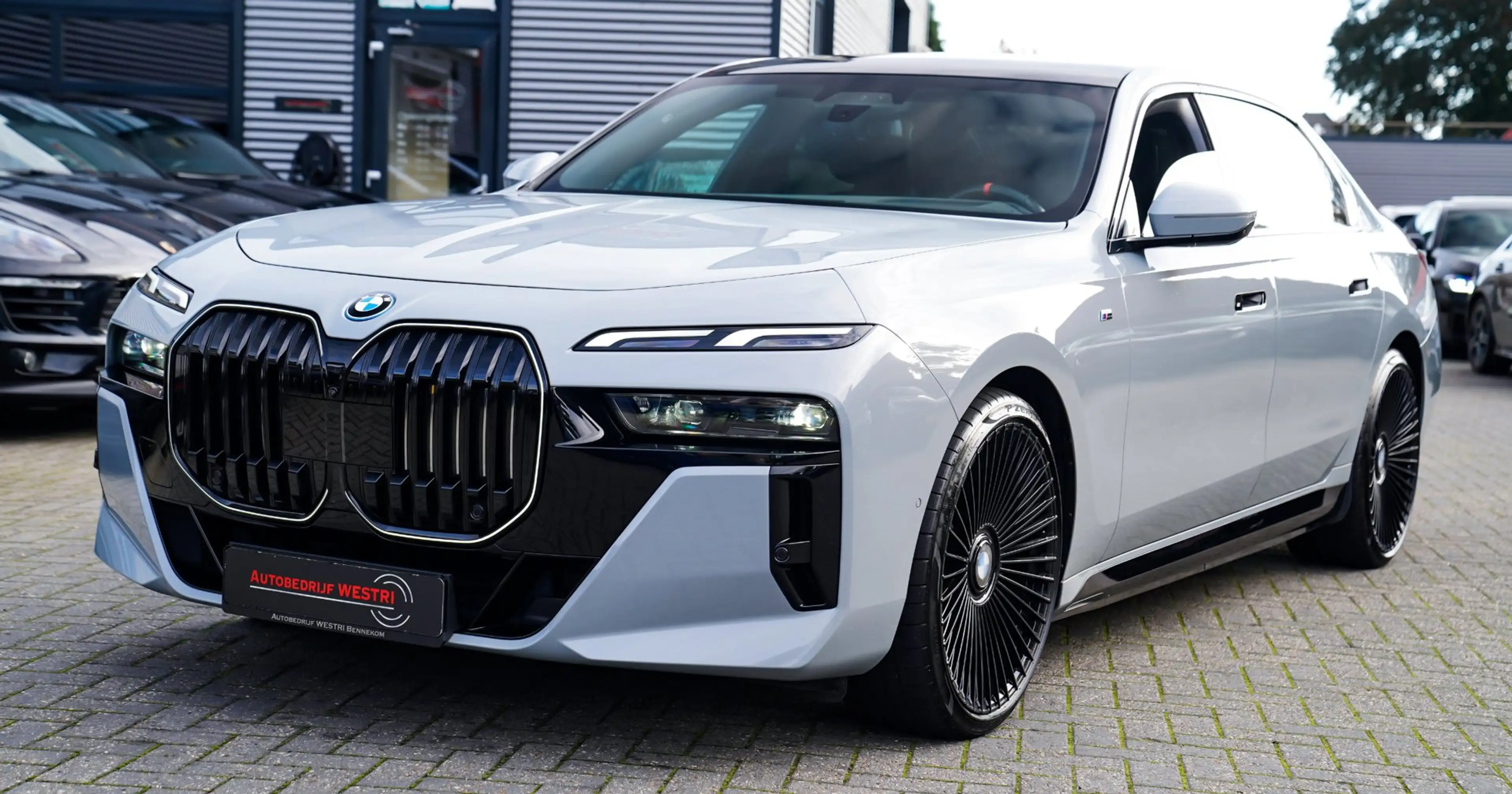 BMW i7 EDrive50 106 kWh | Brooklyn Grau | Driving Assista — photo 10